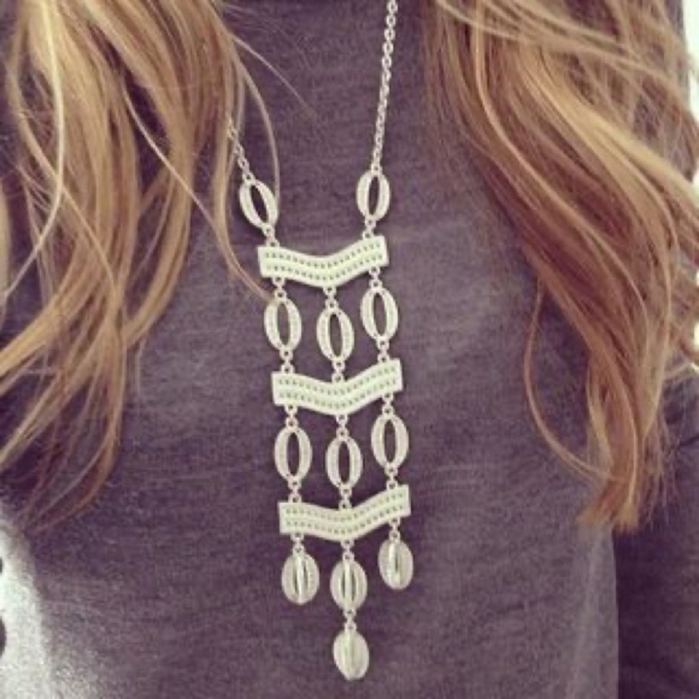 Stella & Dot Silver Necklace